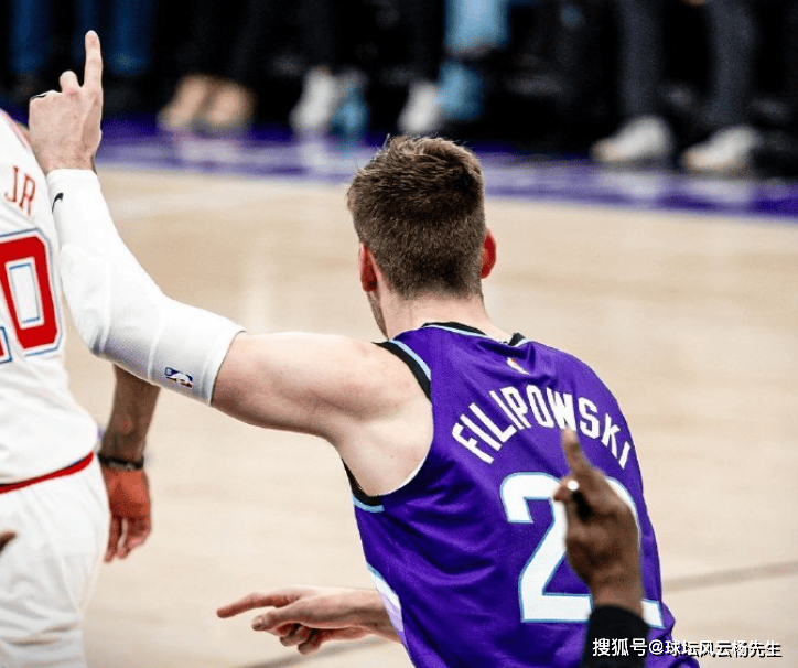 南宫体育-包含风云突变！芝加哥公牛今晚外线爆发，社区盾版图或变，赛场秩序良好，训练强度明显提升的词条