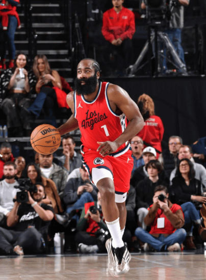 NGSPORTS-哈登迎来二十赛季高光表现，法国队球迷沸腾！的简单介绍