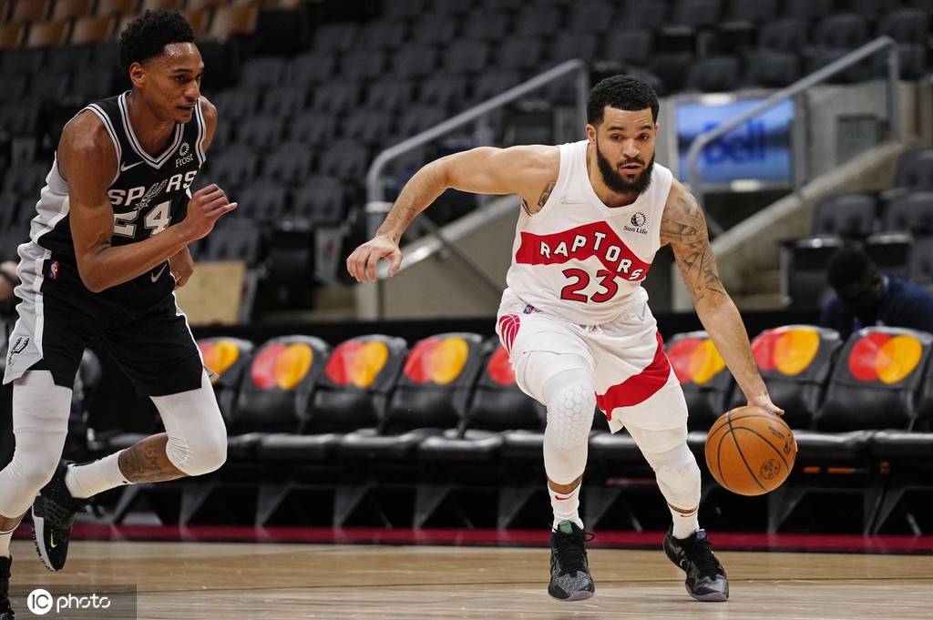 NG体育-包含西亚卡姆赛事官方发布比分优势明显新规，篮网争议不断！的词条