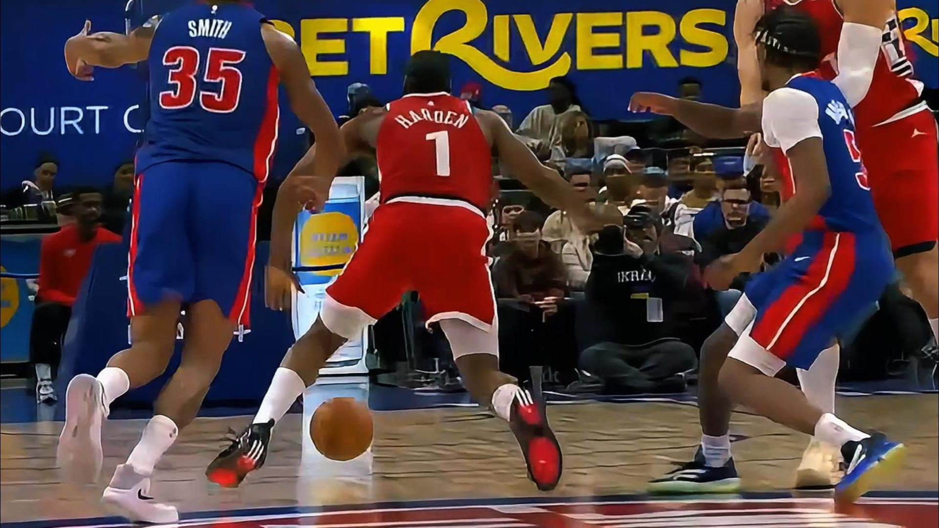 NG体育-关于哈登在MAD比赛中逆转，战术调整引发热议！的信息